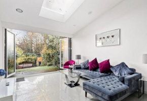 Weybridge Home